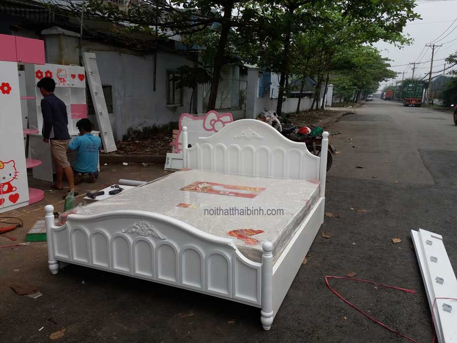 Giường ngủ cao cấp Giường ngủ cao cấp