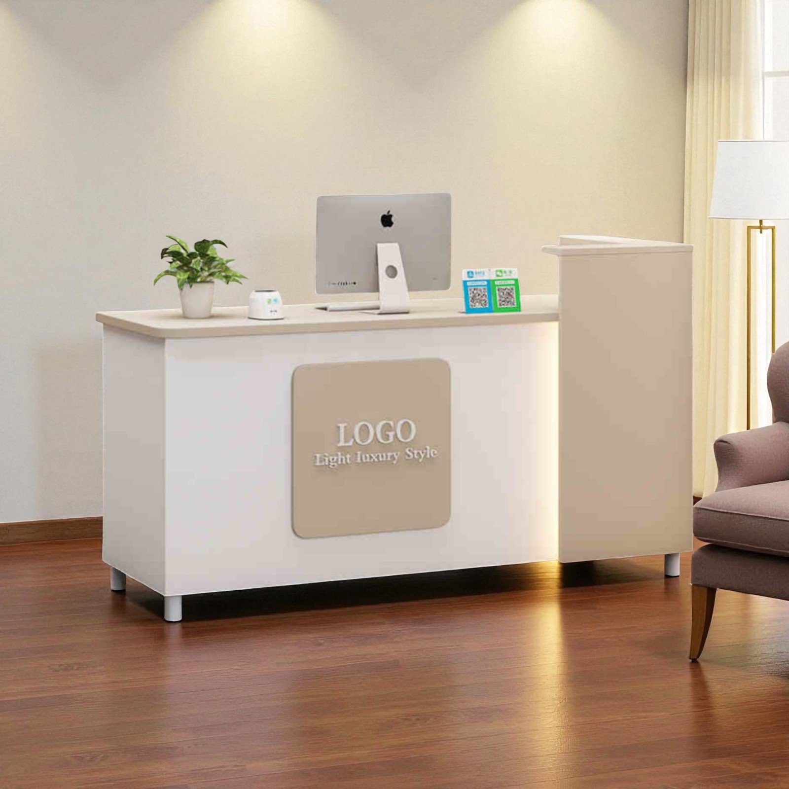 Bàn tiếp tân đẹp