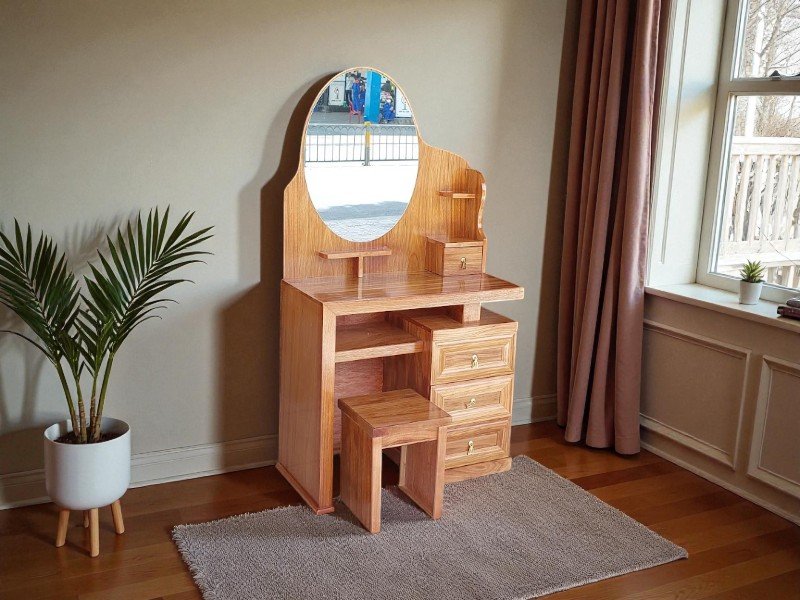 Bàn trang điểm nhỏ gọn