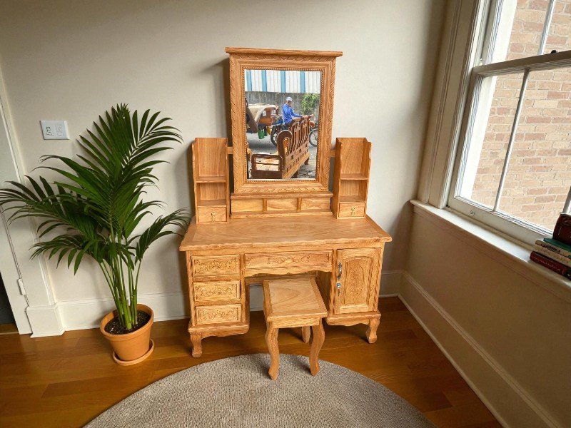 Bàn trang điểm cao cấp