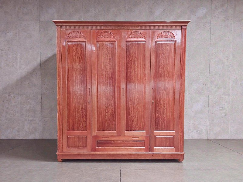 Tủ áo gỗ tự nhiên