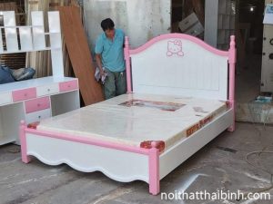 Giường ngủ Hello Kitty gỗ thiết kế đáng yêu