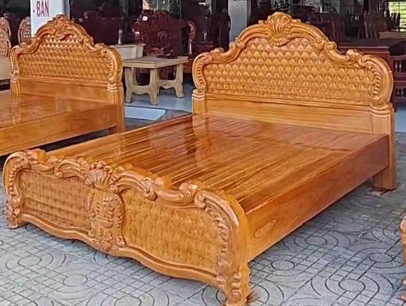 Mua giường gỗ đẹp 2026 có đắt không Phòng ngủ bố trí giường gỗ cao cấp phong cách ấm cúng