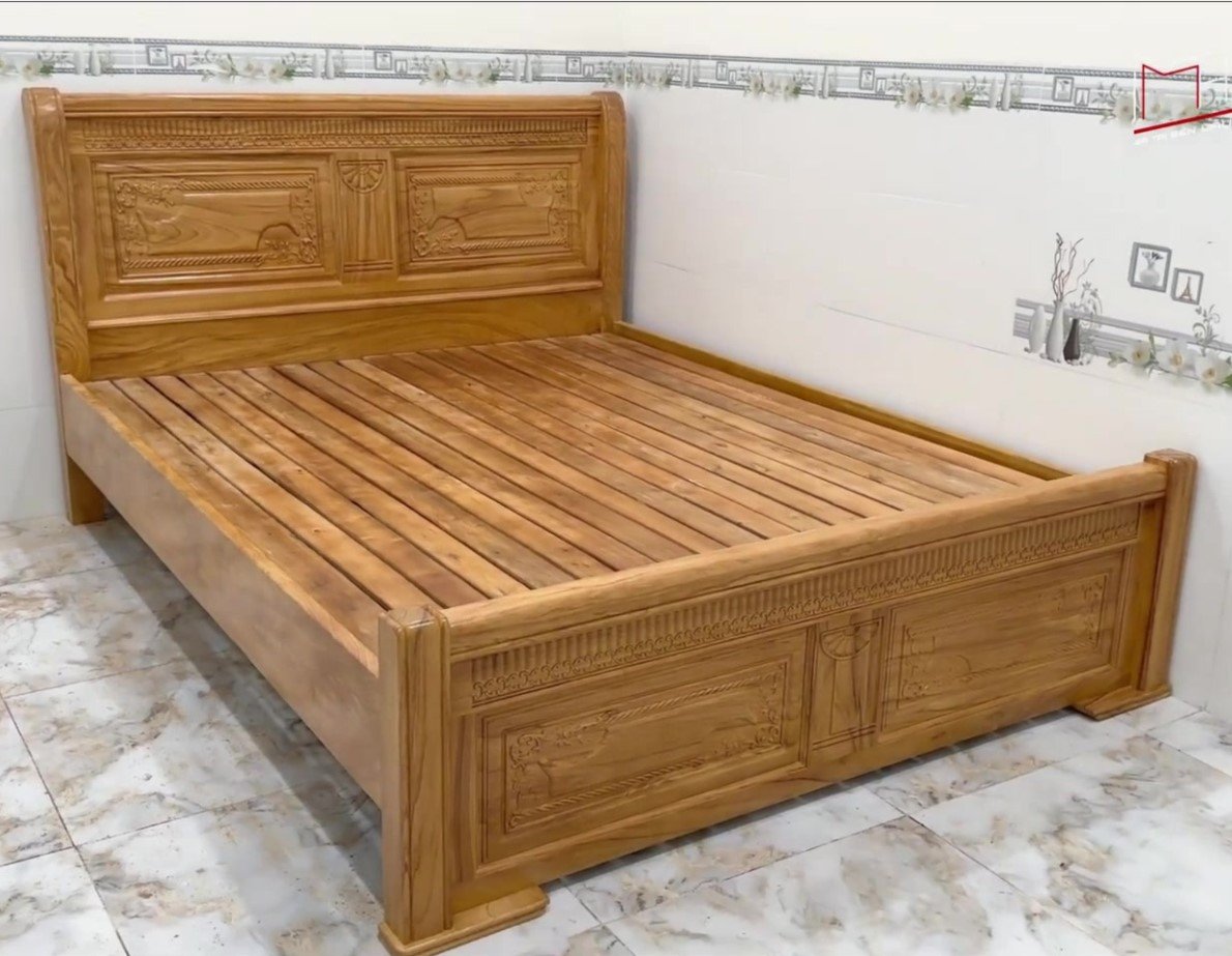 Mua giường gỗ đẹp 2026 có đắt không Kết cấu mộng gỗ chắc chắn trên khung giường gỗ tự nhiên