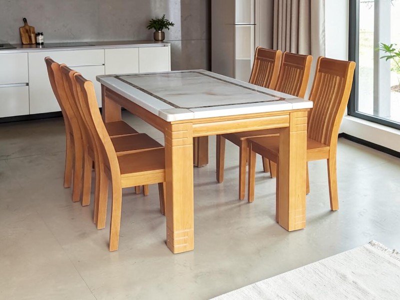 Bàn ghế hạng cao cấp có đắt không? Giải đáp từ xưởng mộc Bàn ghế cao cấp tại Nội Thất Thái Bình