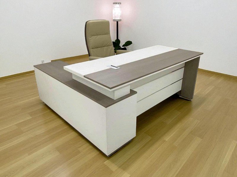 Bàn làm việc bằng gỗ