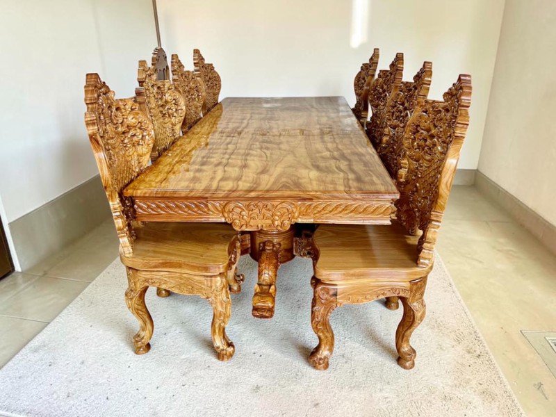 Chọn Bàn Ghế Ăn Gỗ Bền Đẹp Đúng Chuẩn Cho Gia Đình Việt Chọn bàn ghế ăn gỗ tự nhiên