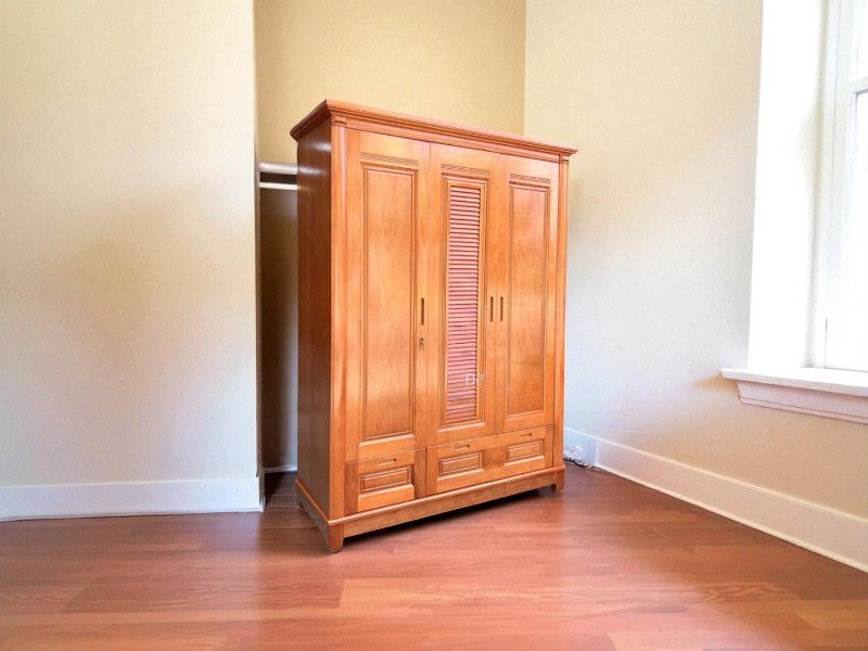 Tủ quần áo gỗ xoan đào 3 cánh giá rẻ cho gia đình Việt