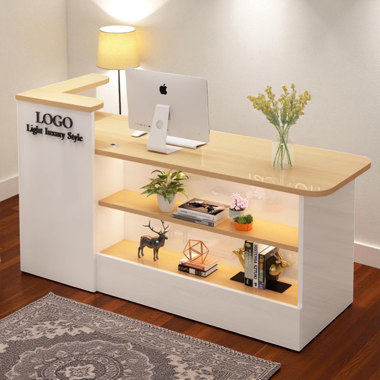 Quầy Tiếp Tân Nhỏ