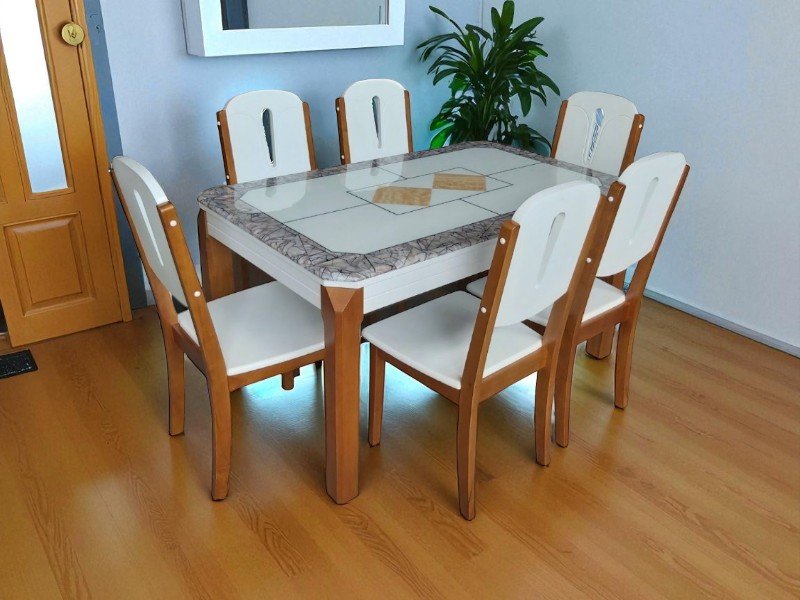 Bộ bàn ăn tân cổ điển