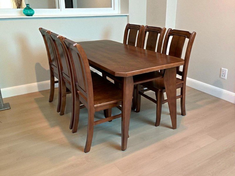 Bộ bàn ăn tân cổ điển