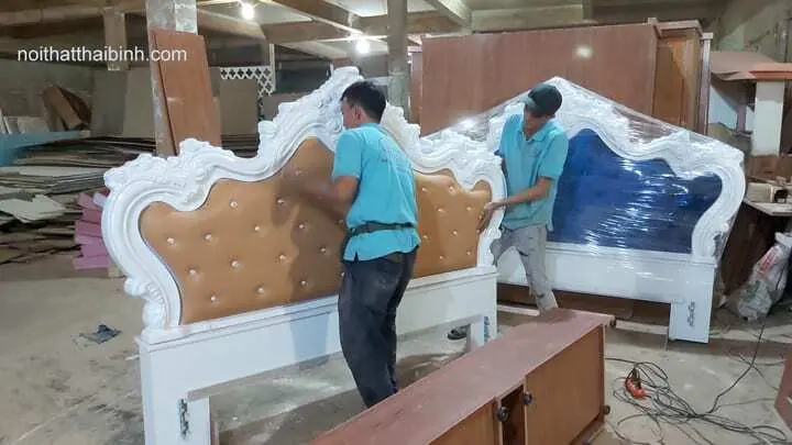 Giường ngủ tân cổ điển tphcm MS 9980 Giá bán 14.500.000 đ giảm còn 12.500.000 đ 9 Giường ngủ tân cổ điển tại tphcm