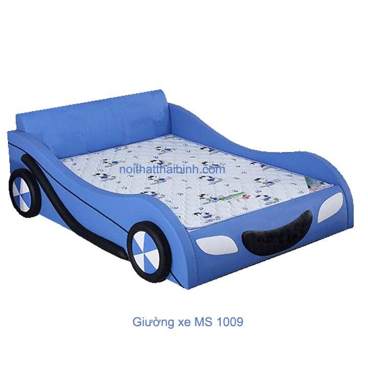 Giường ngủ hình xe màu xanh tươi mát