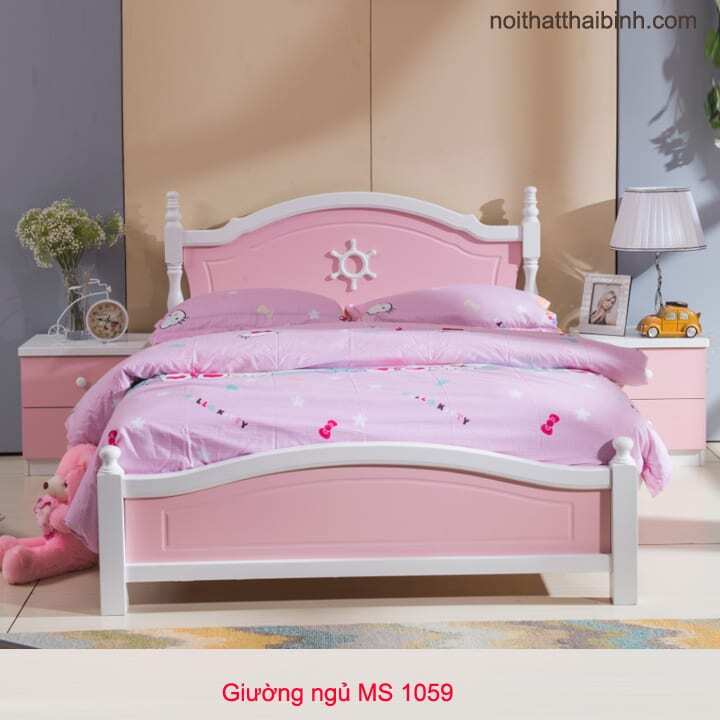 Bạn đang tìm kiếm một giường ngủ dành riêng cho bé gái của mình? Hãy thử tìm hiểu về giường ngủ thiết kế độc đáo và đẹp mắt. Với màu hồng nữ tính và một thiết kế độc đáo, giường sẽ là điểm nhấn hoàn hảo cho phòng ngủ của bé gái.