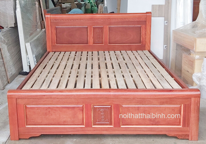 Giường ngủ gỗ tự nhiên giá rẻ tphcm