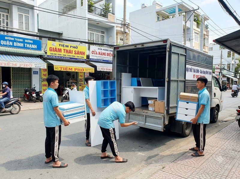 Tủ quần áo cánh mở phối màu trắng xanh trong bộ giường tầng
