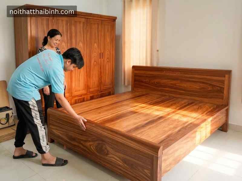 Bộ phòng ngủ gỗ tự nhiên vân hương xám MS 2417 Bộ phòng ngủ gỗ tự nhiên vân hương xám MS 2417