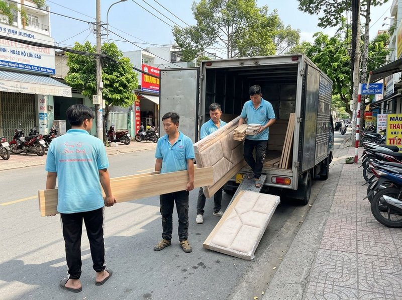Giường ngủ cao cấp MS 2146 Chi tiết cạnh giường melamine bo nẹp chỉ chắc chắn
