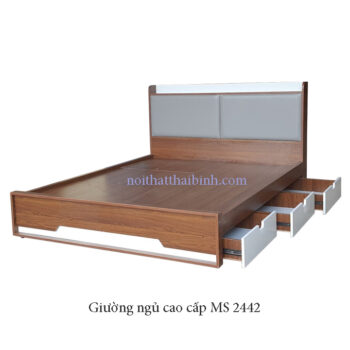 Giường ngủ hiện đại tại quận 7