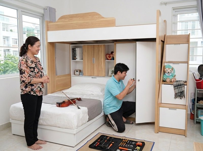 Bộ giường tầng tủ áo bố trí trong phòng ngủ nhỏ