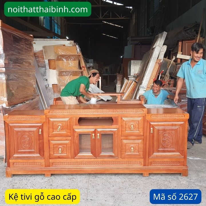 Kệ tivi gỗ Đinh Hương