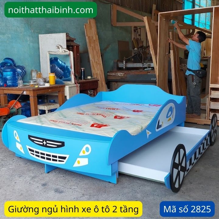 Giường ngủ hình ô tô cho bé trai 