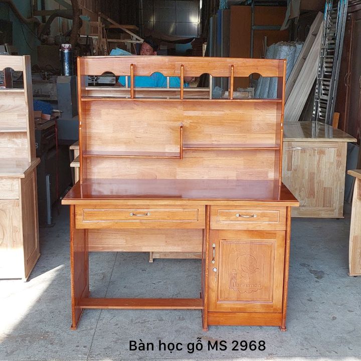 Bàn gỗ học sinh