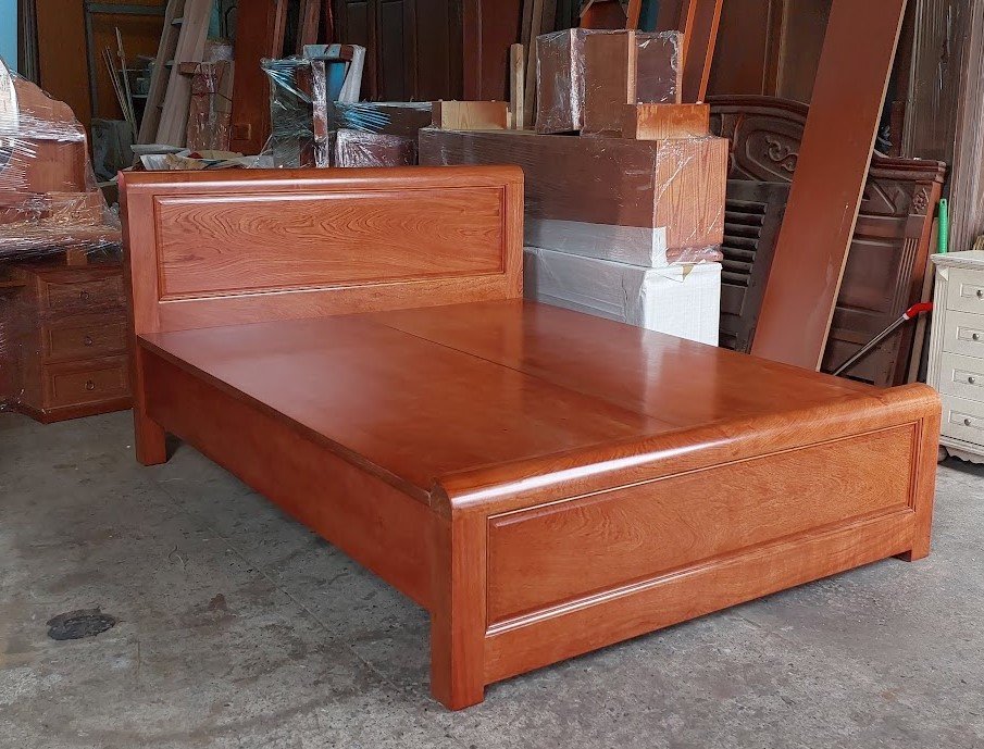 Giường gỗ tự nhiên hiện đại