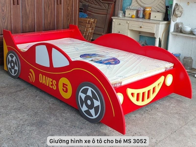 Giường hình xe ô tô cho bé