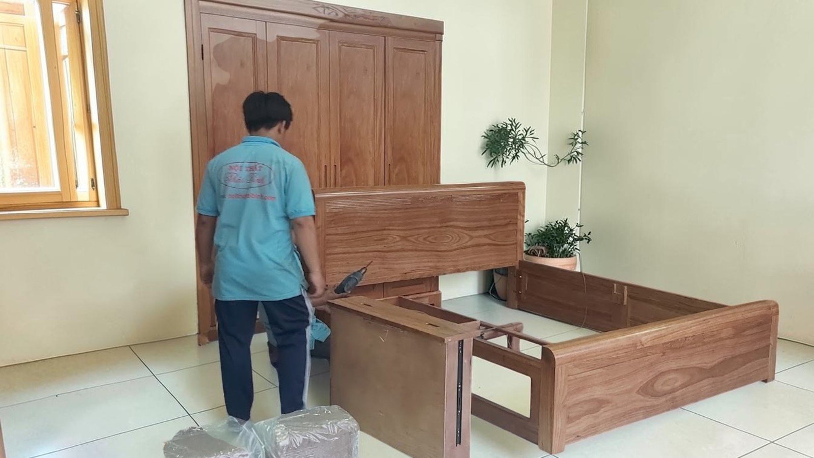 Giường ngủ gỗ công nghiệp