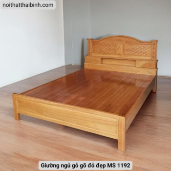 Giường ngủ gỗ gõ đỏ đẹp tphcm