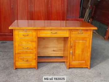 5 Mẫu Bàn Làm Việc Đẹp Cho Người Yêu Thích Sự Đơn Giản