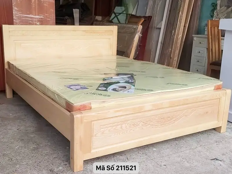 Giường gỗ đơn giản