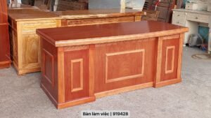 10+ Mẫu bàn làm việc giám đốc gỗ tự nhiên sang trọng nhất 2 Bàn làm việc giám đốc gỗ tự nhiên