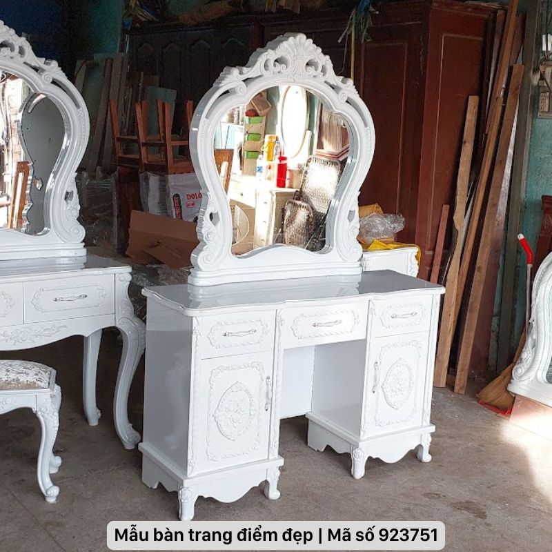 Mẫu bàn trang điểm gỗ tự nhiên