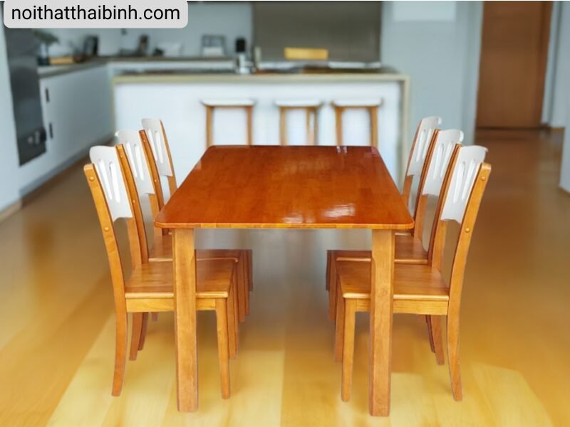 7 lợi ích khi sử dụng bàn ăn gỗ tự nhiên