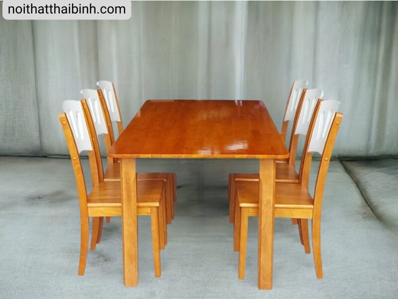 9 cách bảo quản bàn ăn gỗ luôn bền đẹp