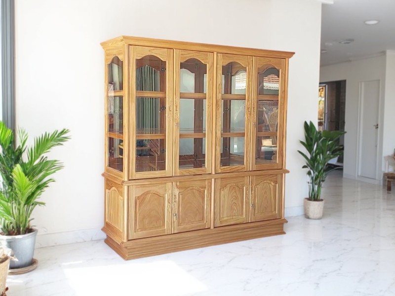 6 Mẹo Trang Trí Tủ Rượu Giúp Nhà Thêm Sang 3 6 Mẹo Trang Trí Tủ Rượu Giúp Nhà Thêm Sang