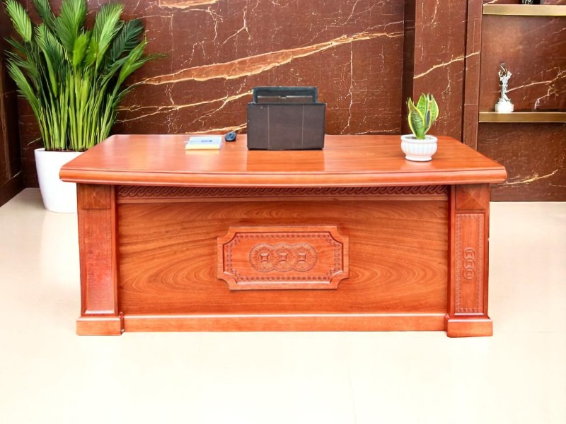 5 lý do bàn giám đốc gỗ công nghiệp được ưa chuộng hiện nay 3 Bàn giám đốc gỗ công nghiệp.jpg