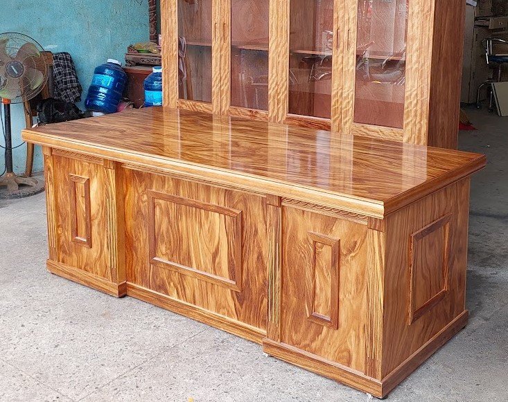 Bàn làm việc văn phòng quận 6