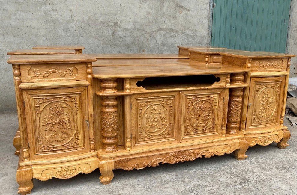 Kệ tivi treo tường màu sáng cho phòng khách căn hộ diện tích nhỏ