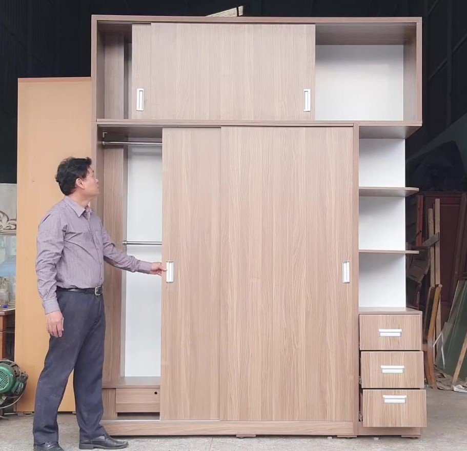 Tủ quần áo gỗ công nghiệp tại quận 8 hiện đại giá tốt Cận cảnh cốt gỗ MDF làm cánh tủ quần áo phủ sơn mịn