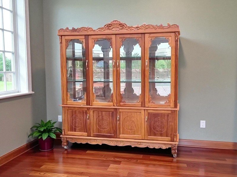 Tủ rượu gỗ tự nhiên