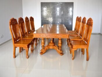 4 mẹo chọn ghế phù hợp với bàn ăn gỗ