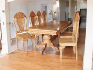 Bàn ăn tại TPHCM kiểu dáng đẹp và chất lượng