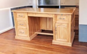 Bàn làm việc giám đốc tại TPHCM đẳng cấp chuyên nghiệp