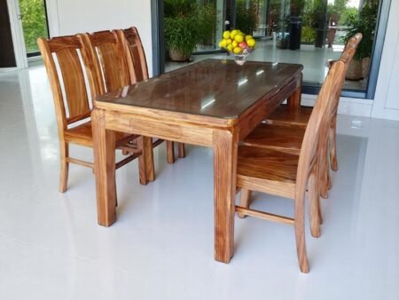 7 lợi ích khi chọn bàn ăn 4 ghế gỗ sồi