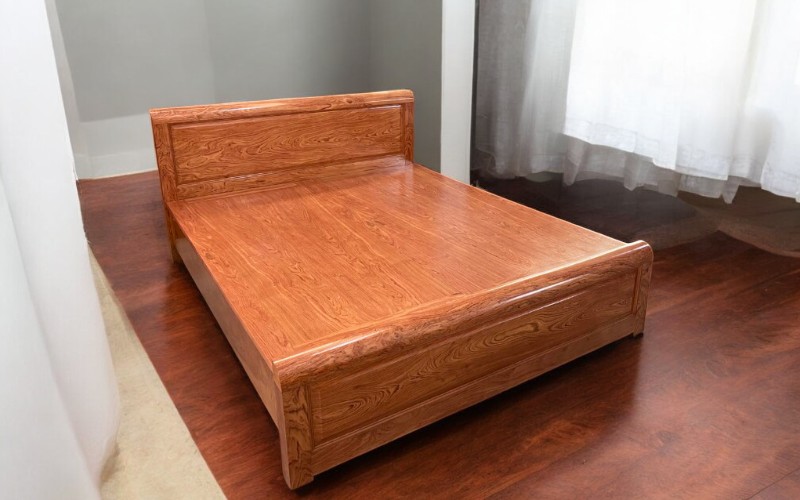 Giường ngủ gỗ óc chó tại Quận 7 sang trọng 4 Giường ngủ gỗ óc chó tại Quận 7 sang trọng