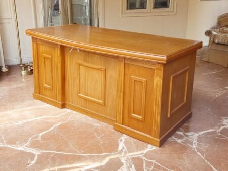 Mẫu bàn làm việc giám đốc