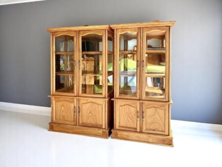 Cách sắp xếp rượu trong tủ gỗ hợp phong thủy